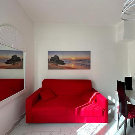 Wh - Dolce Vita - Bilocale - 5 Minuti Dal Centro - Parcheggio Gratuito - Wifi Sanremo Exterior foto